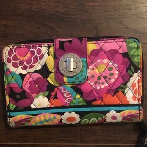 Vera Bradley Wallet, Va Va Bloom Pattern